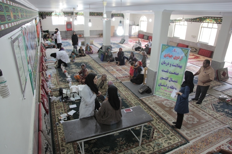 برگزاری اردوی جهادی در بهداشت ودرمان صنعت نفت شمال کشور2 3