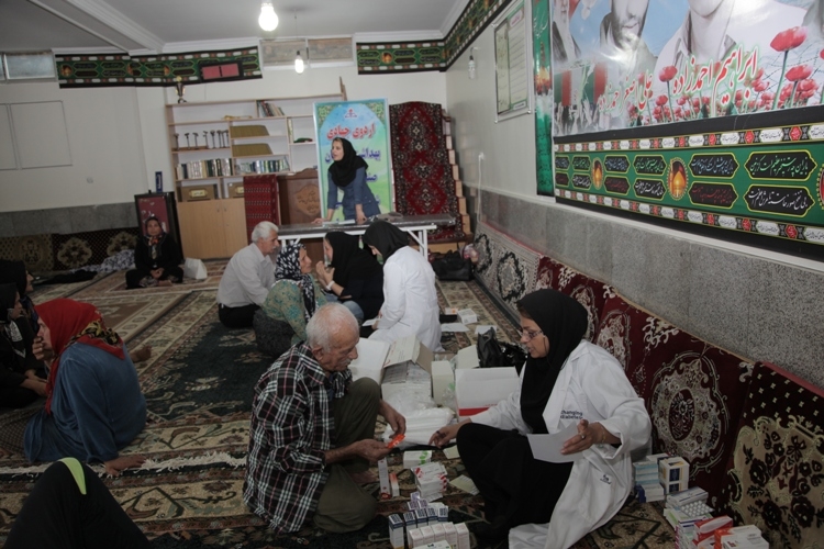 برگزاری اردوی جهادی در بهداشت ودرمان صنعت نفت شمال کشور2 10
