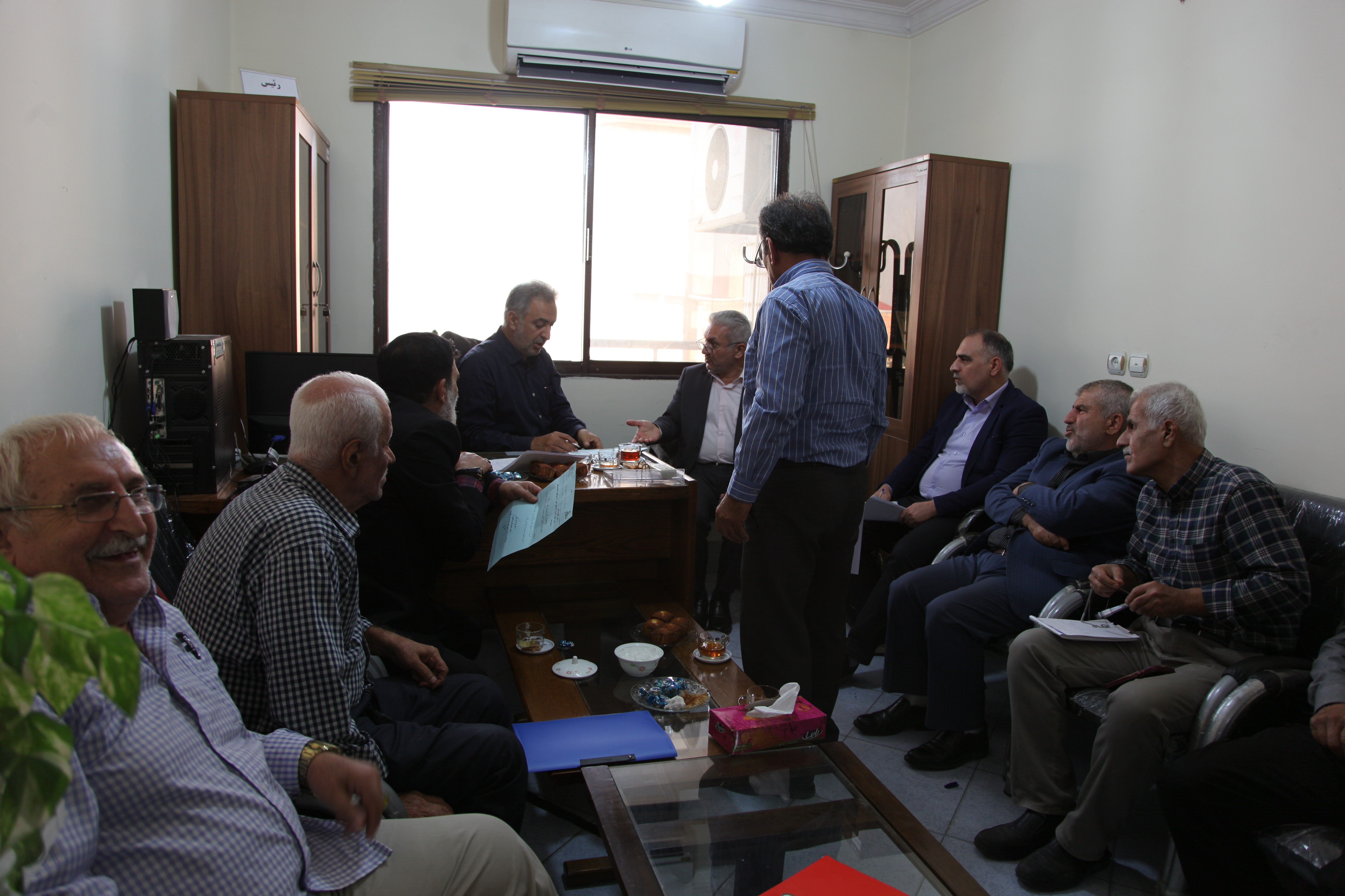 جلسه بازنشستگان  7