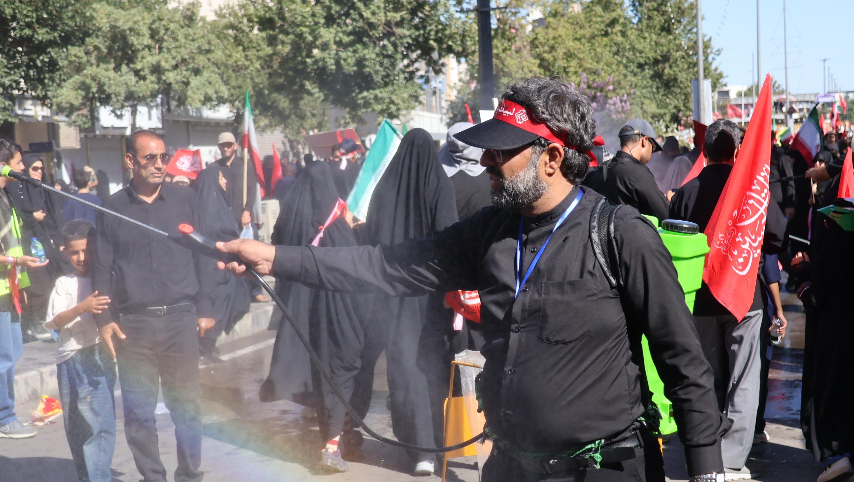 تشییع رهبر در مشهد 1