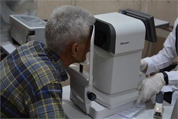 راه اندازی  خدمات  تخصصی چشم در بهداشت ودرمان صنعت نفت مازندران وگلستان